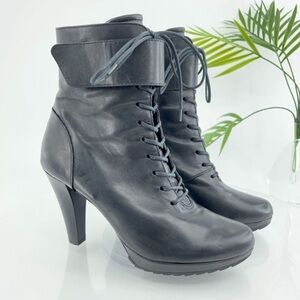 Paul Green Black Heeled Boots with Lace-Up Design